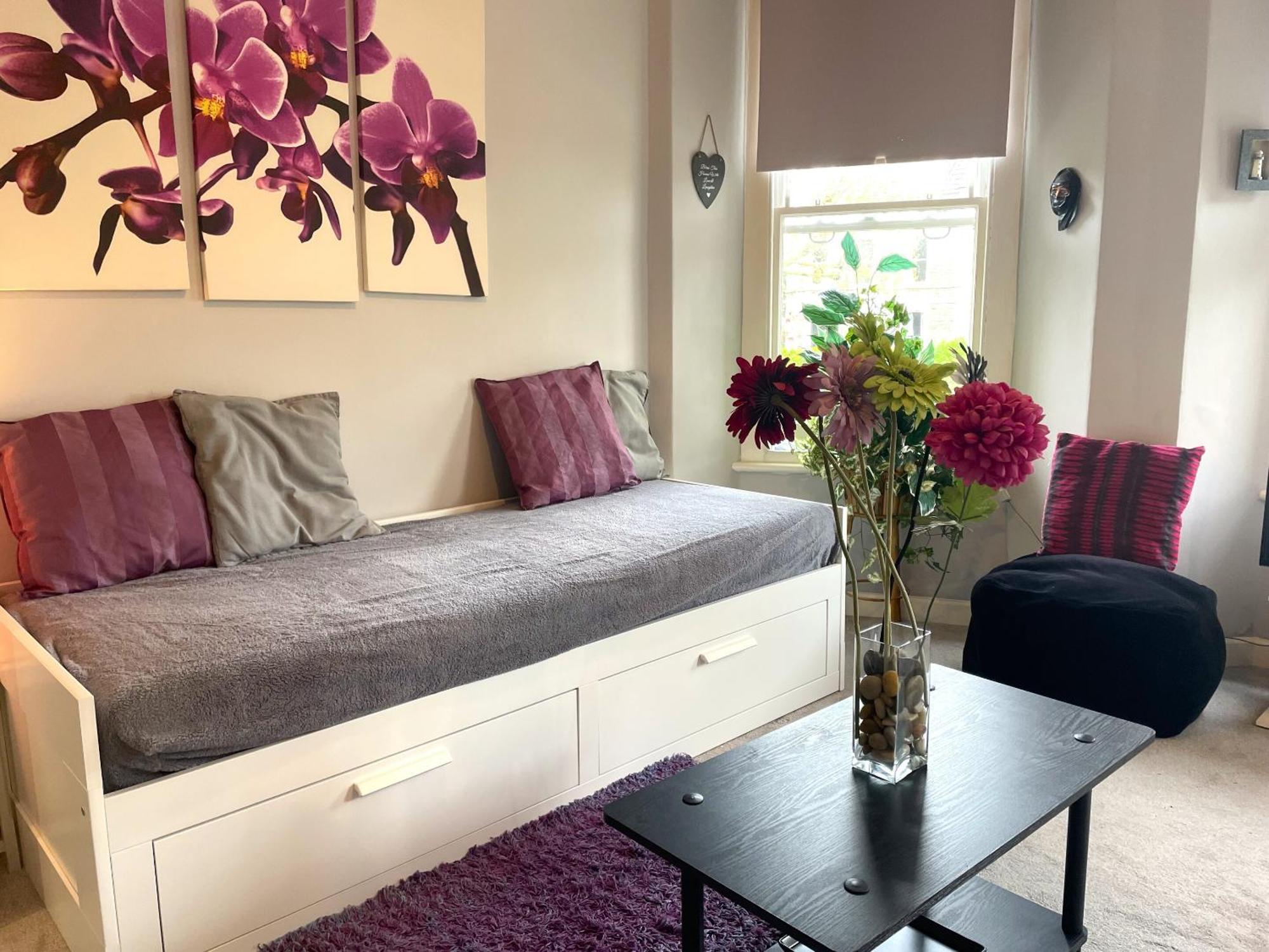 Snug Studio Apartment In Central Location Бристоль Екстер'єр фото